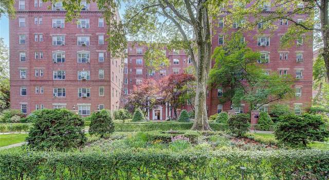 Photo of 77-14 113th St Unit 4F, Forest Hills, NY 11375