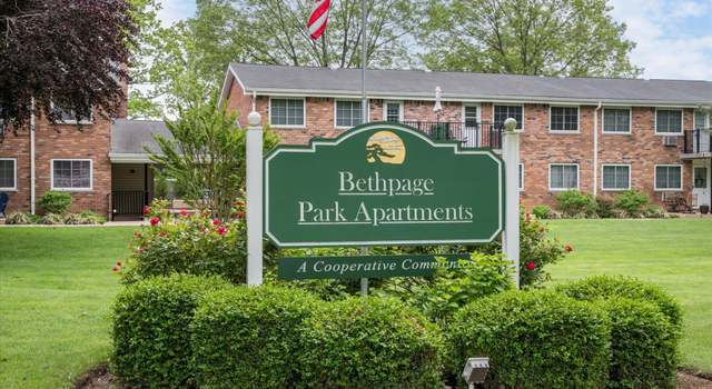 Photo of 172 Jervis Ave #172, Farmingdale, NY 11735