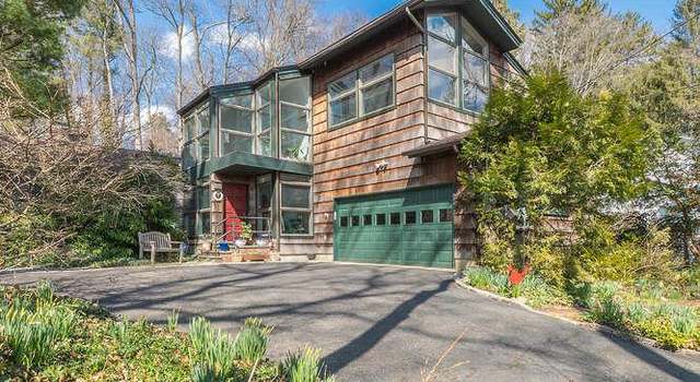 Photo of 356 Littleworth Ln, Sea Cliff, NY 11579