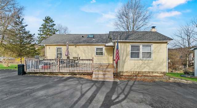 Photo of 49 Lakeside Dr, New Windsor, NY 12553
