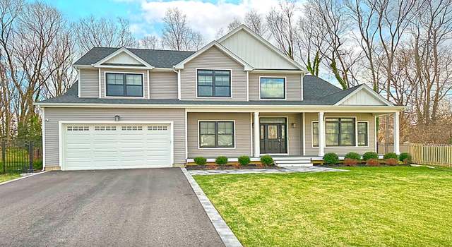Photo of 3 Marchant Dr N, Saint James, NY 11780