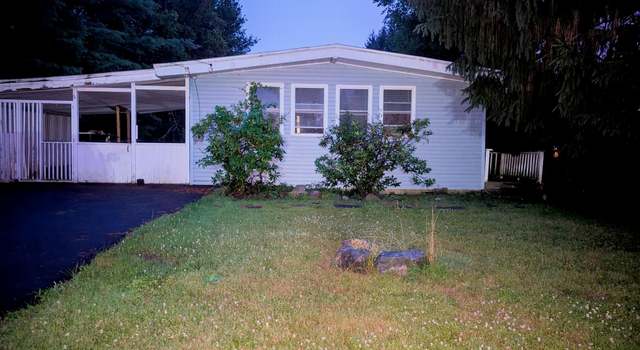 Photo of 2 The Curve Rd, Rock Hill, NY 12775