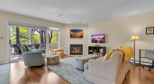 Photo of 25 Villa Dr, Peekskill, NY 10566