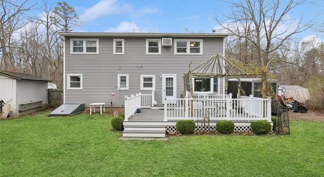 Photo of 113 Ridge Rd, Ridge, NY 11961
