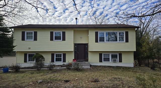 Photo of 51 New County Rd, Airmont, NY 10952