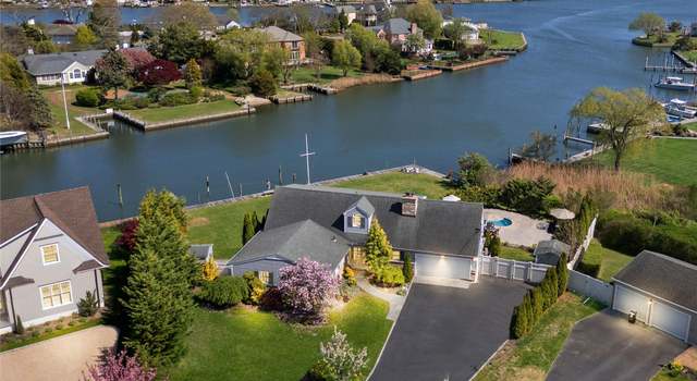 Photo of 17 Harbour Rd, Babylon, NY 11702