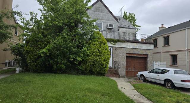 Photo of 7636 173rd St, Fresh Meadows, NY 11366