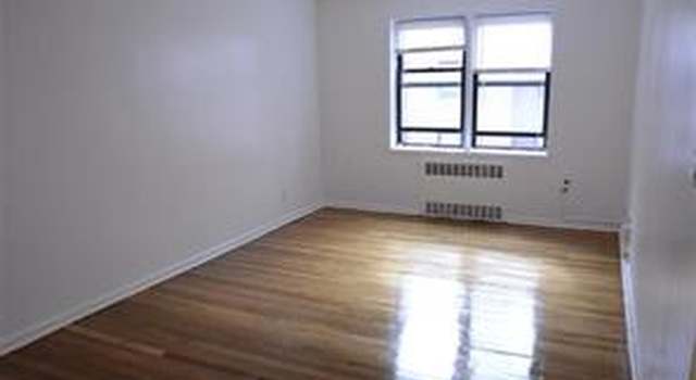 Photo of 2 Fisher Dr #410, Mount Vernon, NY 10552