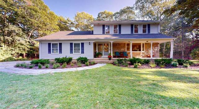 Photo of 21 Bellows Ter, Hampton Bays, NY 11946