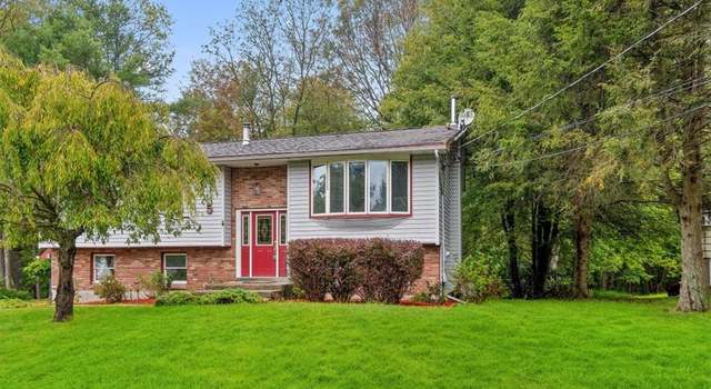 Photo of 5 Sagamore Dr, Otisville, NY 10963