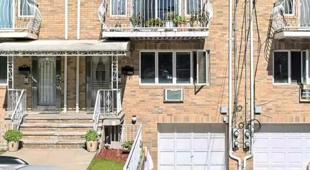 Photo of 6123 172nd St, Fresh Meadows, NY 11365
