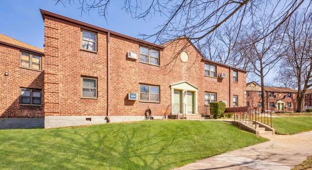 Photo of 246-59 57th Dr #24659, Douglaston, NY 11362