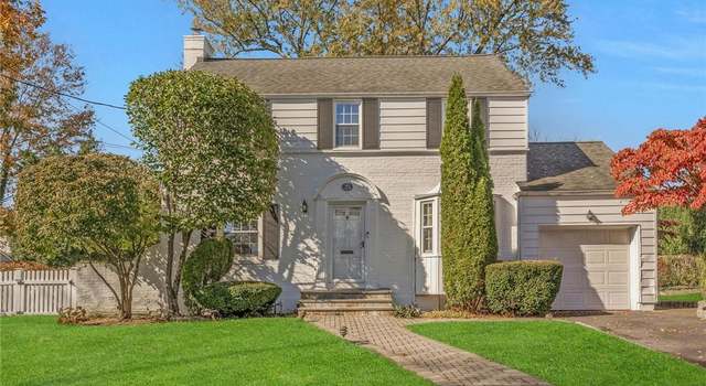 Photo of 180 Clayton Rd, Scarsdale, NY 10583