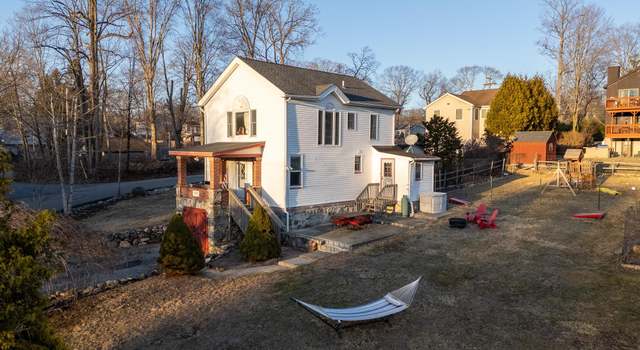 Photo of 7 Eastview Pl, Yorktown Heights, NY 10598