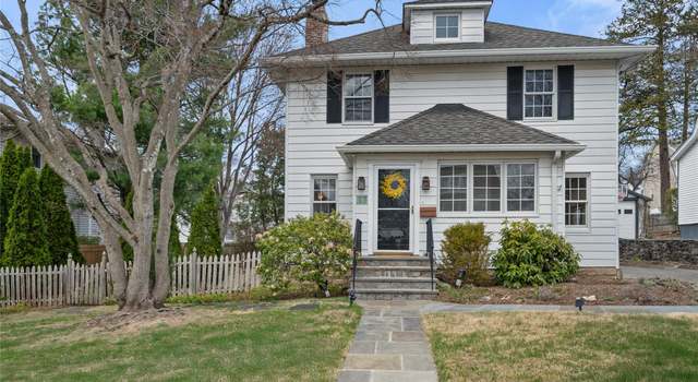 Photo of 37 Alkamont Ave, Scarsdale, NY 10583