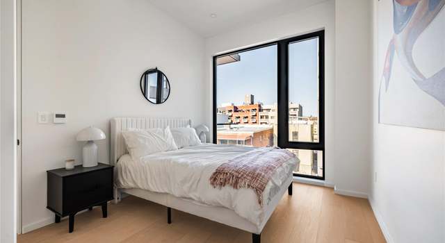 Photo of 31-16 21st St Unit 4G, Astoria, NY 11106