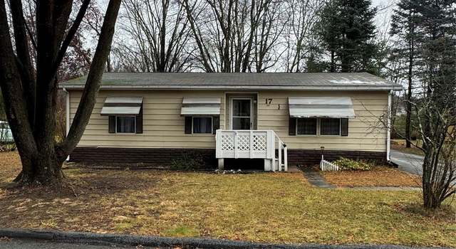 Photo of 17 Leisure Ln, Hyde Park, NY 12538