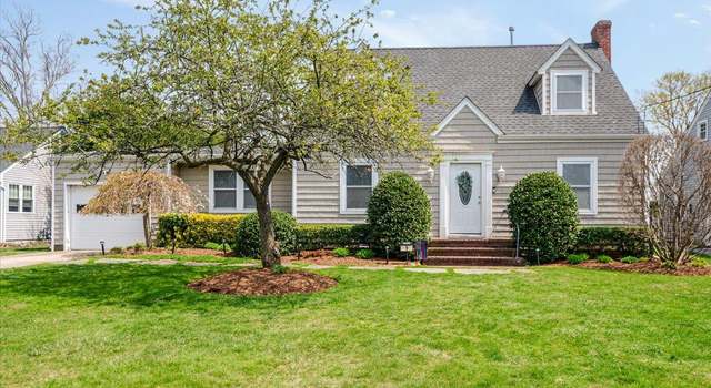 Photo of 9 Walnut Ave, Patchogue, NY 11772