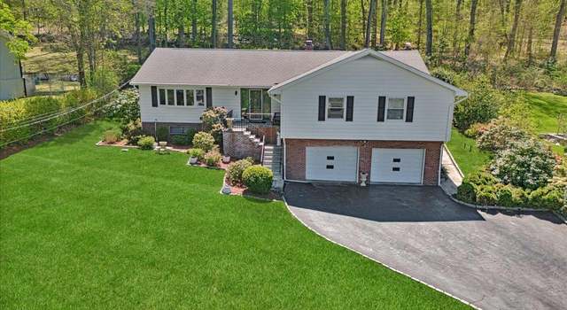 Photo of 25 Gabriel Dr, Cortlandt Manor, NY 10567
