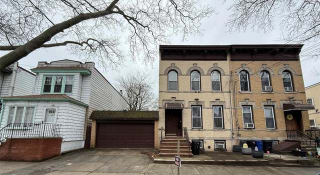 Photo of 77-24/77-26 79 Pl, Glendale, NY 11385
