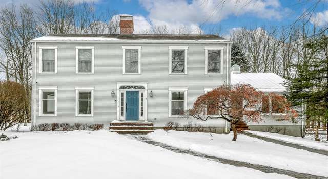 Photo of 8 Vivian Pl, Montebello, NY 10901