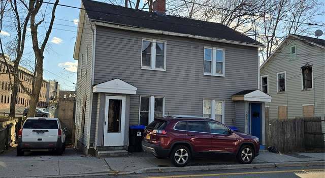 Photo of 412 Maple St, Poughkeepsie, NY 12601