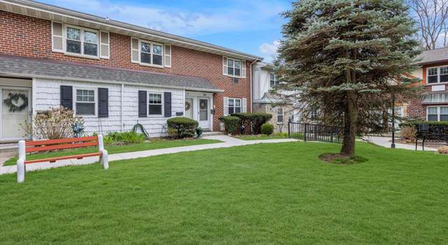Photo of 7 Glenhollow Unit B35, Holtsville, NY 11742