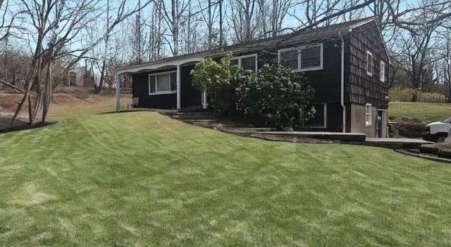 Photo of 7 Dawn Ln, Airmont, NY 10901