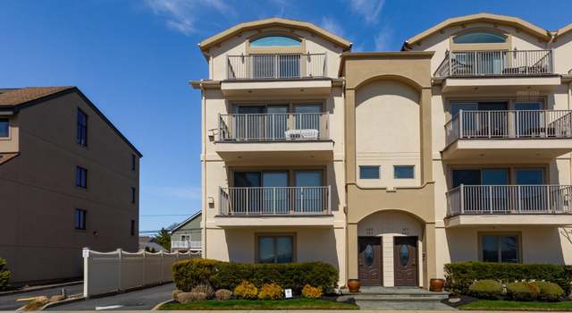 Photo of 367 W Broadway, Long Beach, NY 11561
