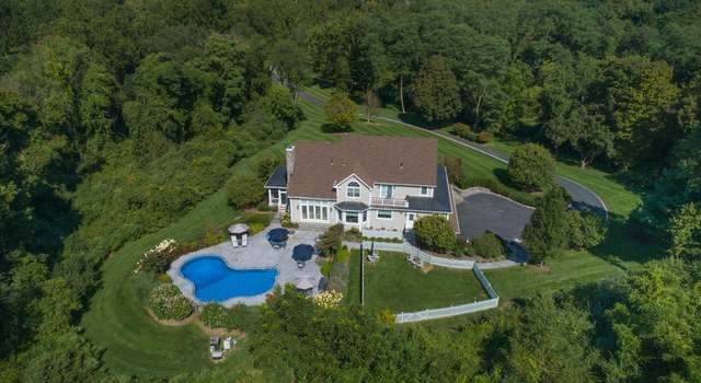 Photo of 21 Brady Brook Farm Rd, Pawling, NY 12564