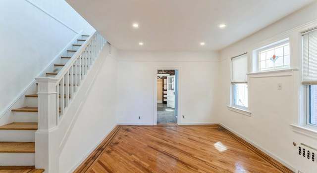 Photo of 94-52 239 St, Floral Park, NY 11001