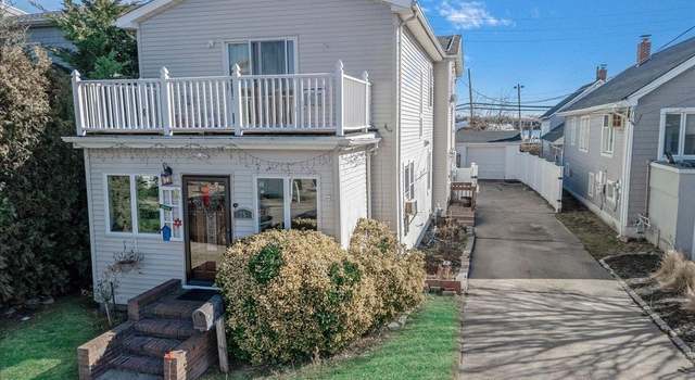 Photo of 25 Quebec Rd, Island Park, NY 11558
