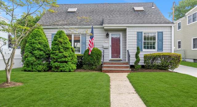 Photo of 26 Wellfleet Rd, East Rockaway, NY 11518