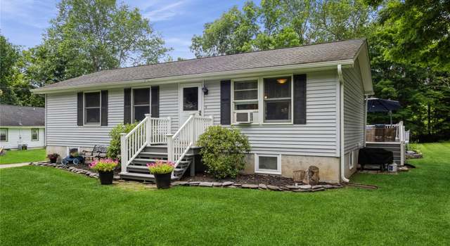 Photo of 53 Glen Ave, Dover Plains, NY 12522
