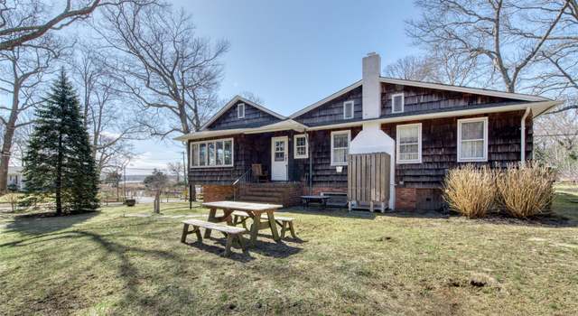 Photo of 2255 Old Orchard Rd, East Marion, NY 11939