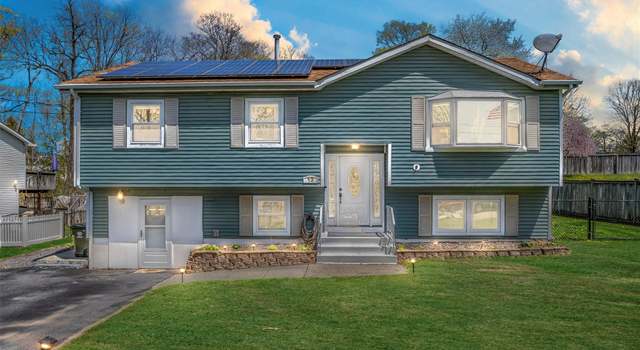 Photo of 12 Marcy Ln, Middletown, NY 10941