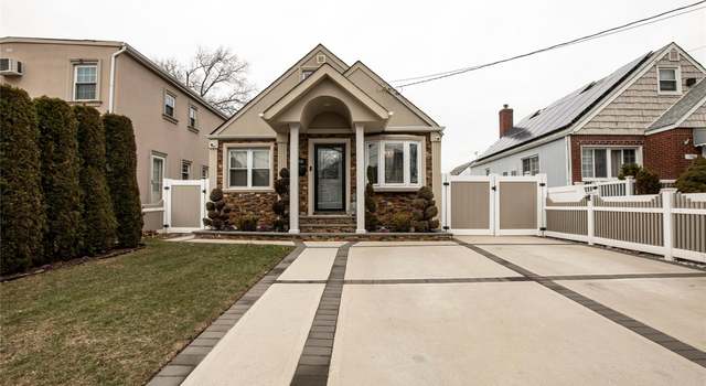 Photo of 198 Belmont Blvd, Elmont, NY 11003