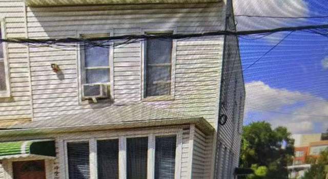 Photo of 72-07 57th Dr, Maspeth, NY 11378