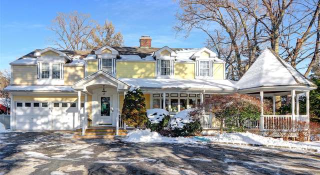 Photo of 74 Bay Ave, Huntington, NY 11743