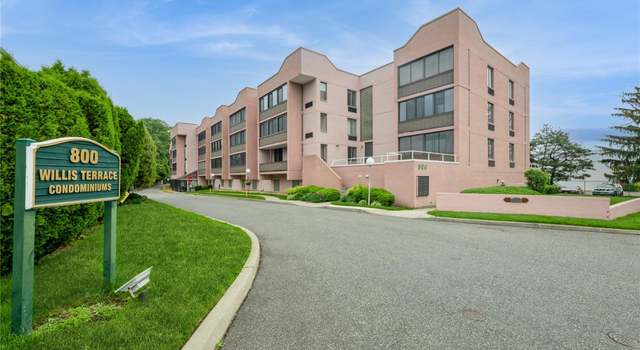 Photo of 800 Willis Ave #313, Albertson, NY 11507