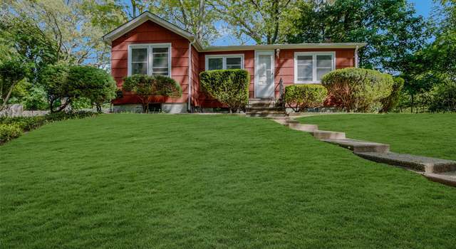 Photo of 104 Maple Rd, Rocky Point, NY 11778