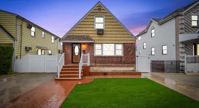 Photo of 80-60 268 St, Floral Park, NY 11004