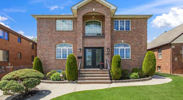 Photo of 20407 29th Ave, Bayside, NY 11360