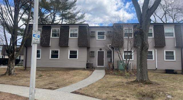 Photo of 100 Gerald Dr Unit B, Poughkeepsie, NY 12601