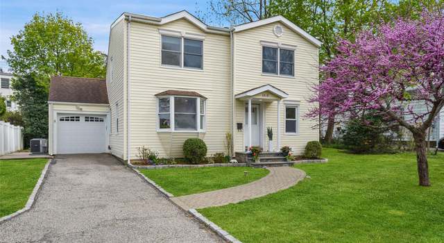 Photo of 1519 Pine Knoll Ln, Mamaroneck, NY 10543