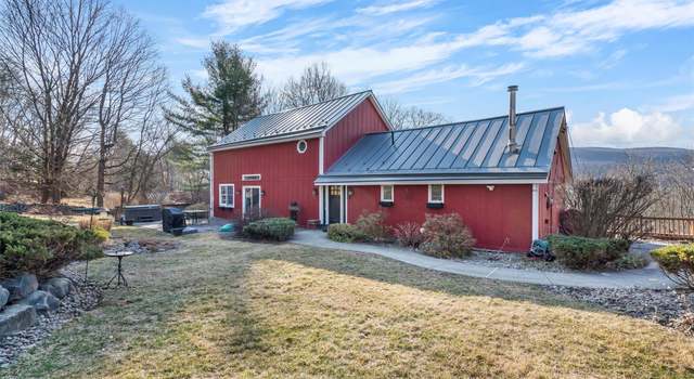 Photo of 8 Lakeview Trl, Salisbury Mills, NY 12577