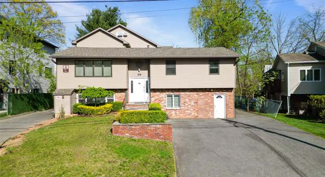Photo of 8 Charles Ln, Spring Valley, NY 10977