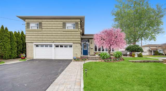 Photo of 732 Bonnie Dr, Baldwin Harbor, NY 11510