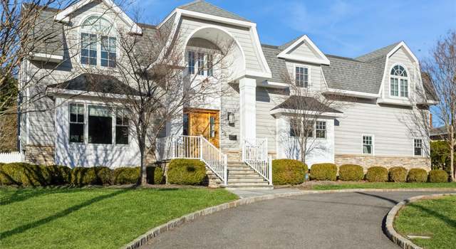 Photo of 54 Barrett Rd, Lawrence, NY 11559