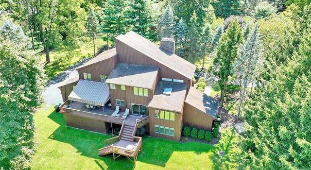 Photo of 4 Misty Ln, Suffern, NY 10901
